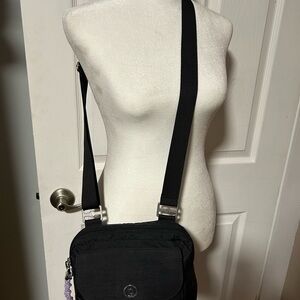 Baggallini Black Crossbody Bag